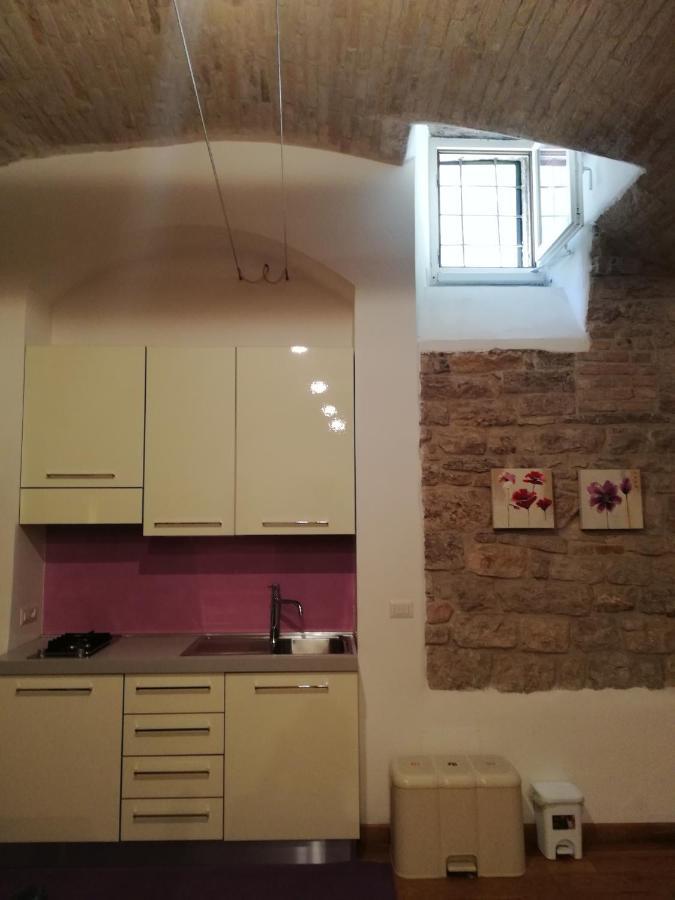 Appartamento Sant'Apollinare อัสซิซี ภายนอก รูปภาพ
