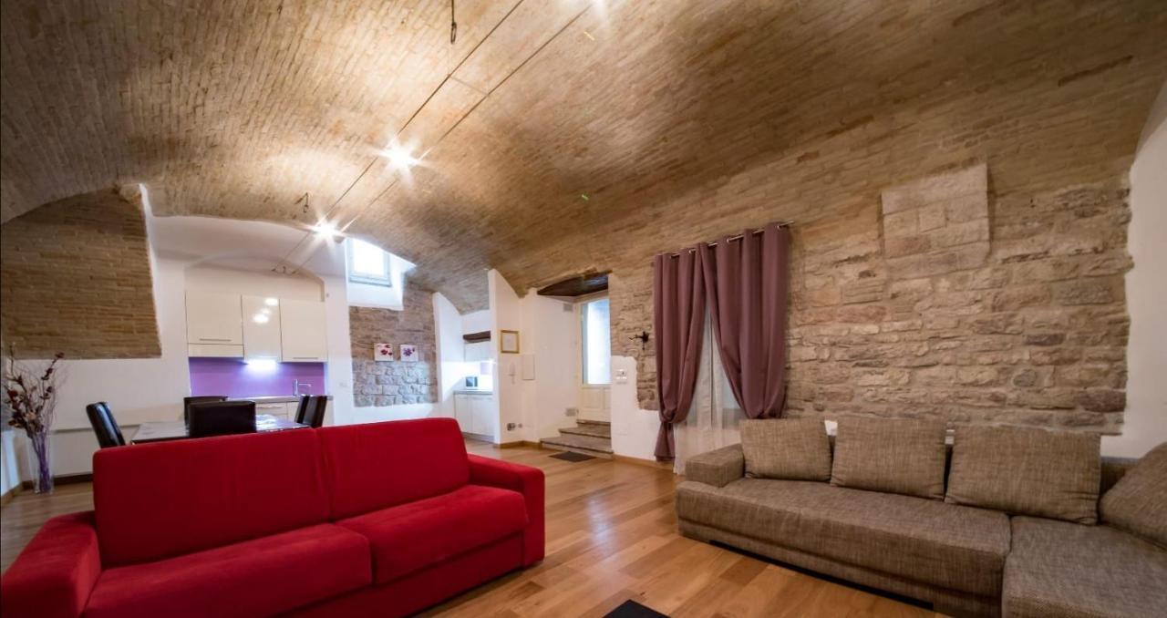 Appartamento Sant'Apollinare อัสซิซี ภายนอก รูปภาพ